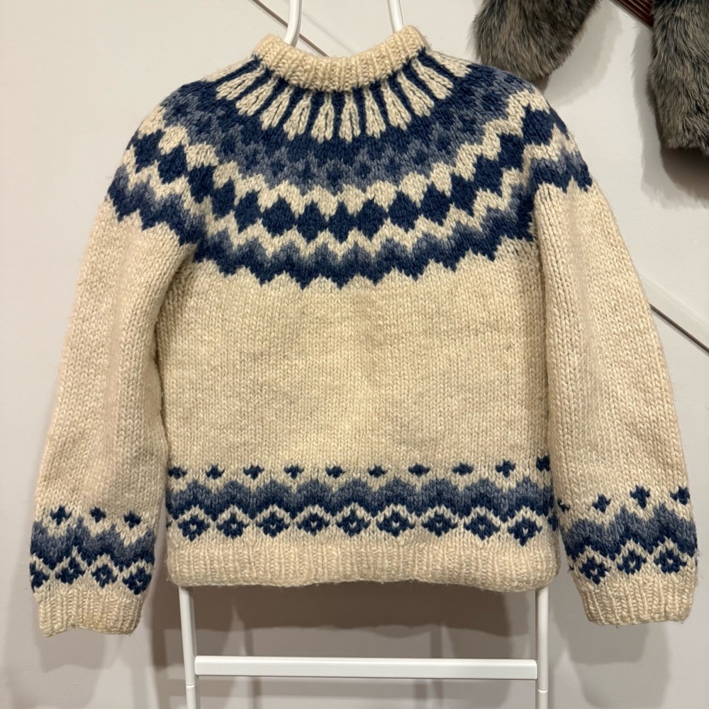 Wool Fair Isle icelandic style sweater circular yoke hand knit